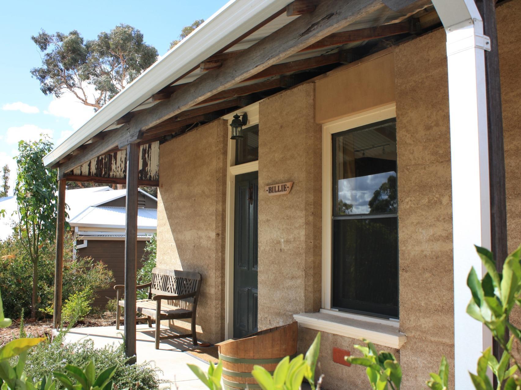 Hotham Ridge Estate Villa Wandering Exterior photo